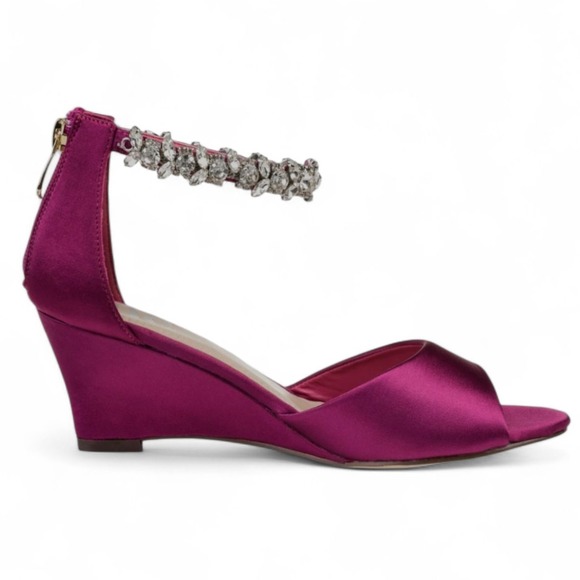 Journee Collection Wedge Heel Sandals Size 9 Berry Satin Rhinestone Ankle Straps - Picture 1 of 10